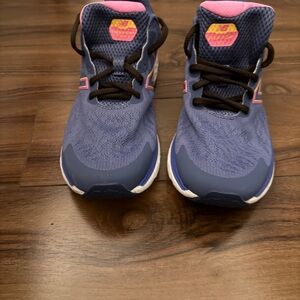 New Balance Blue and Pink Women's Sneakers